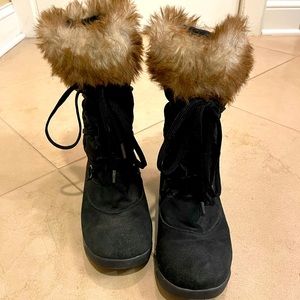 Lands End black snow boots, Size 7.5M